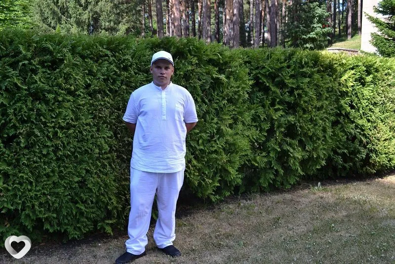 Анатолий, 18, Барнауле — анкета №4590899