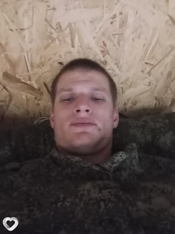 Ярик, 20, Бийске — анкета №4591325
