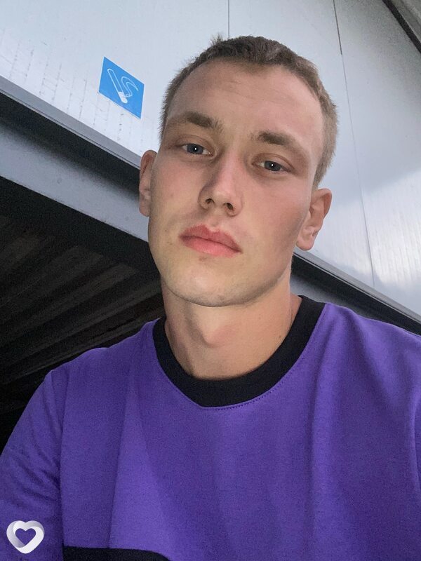 Евгений, 21, Архангельске — анкета №4591643