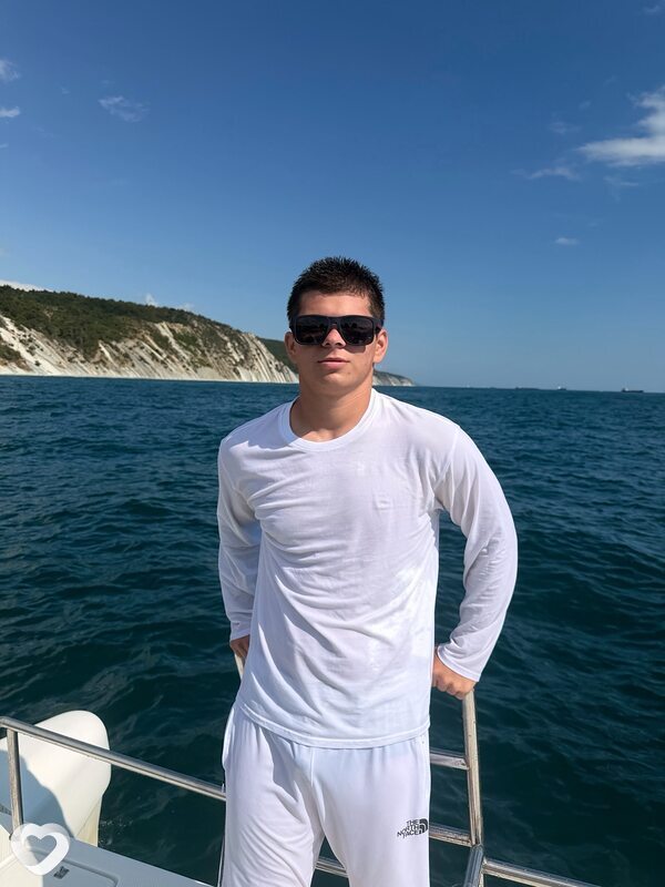 Амир, 20, Геленджике — анкета №4593277