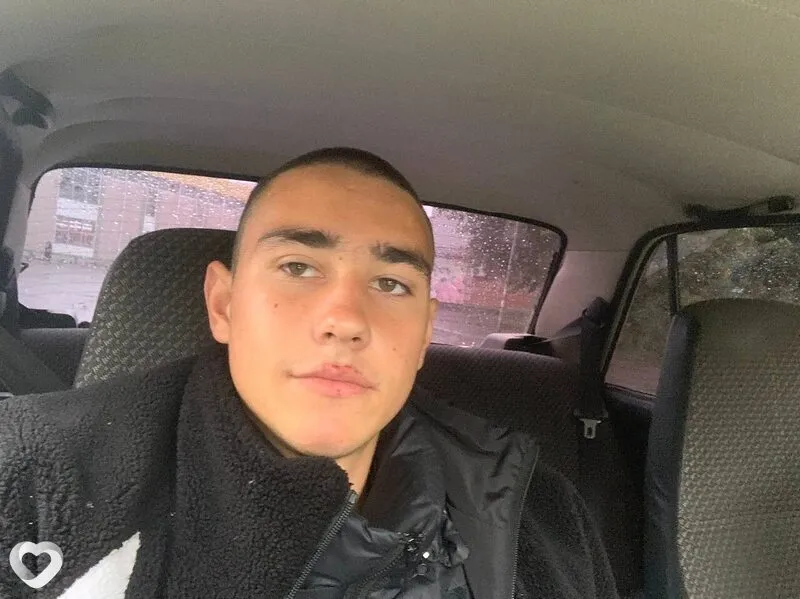 Дмитрий, 20, Бийске — анкета №4593632