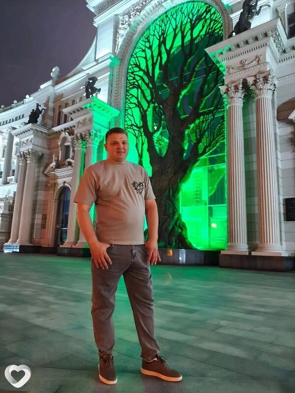Артем, 31, Нижнекамске — анкета №4594062