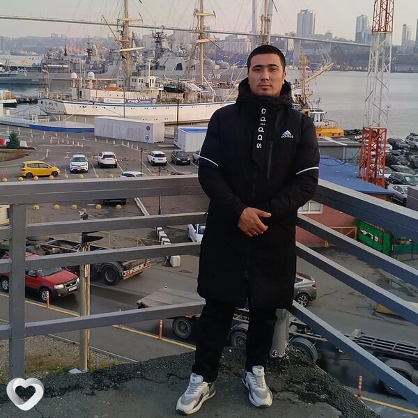 Али, Лучегорск