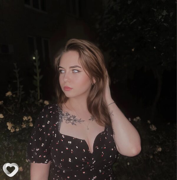 Карина, 19, Ростове-на-Дону — анкета №4594361