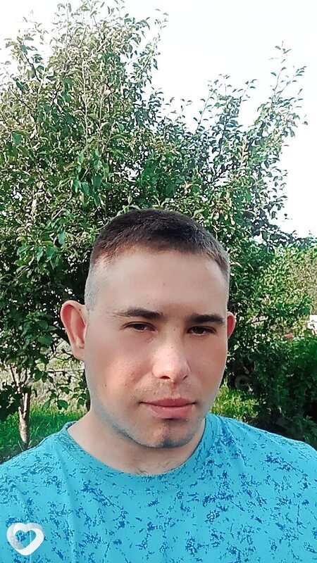 Артёмка, 21, Островце — анкета №4596510