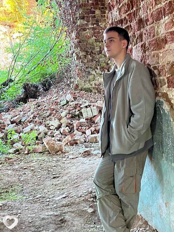 Дмитрий, 18, Вологде — анкета №4597542