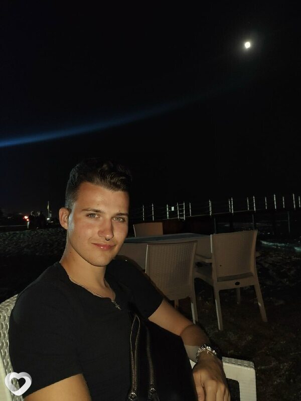 Артём, 28, Бресте — анкета №4599098