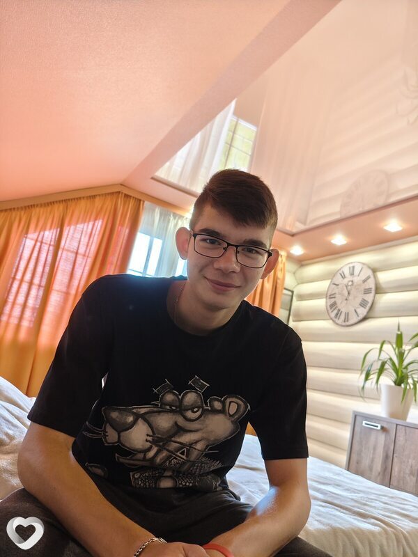 Рустам, 19, Кирове — анкета №4599348