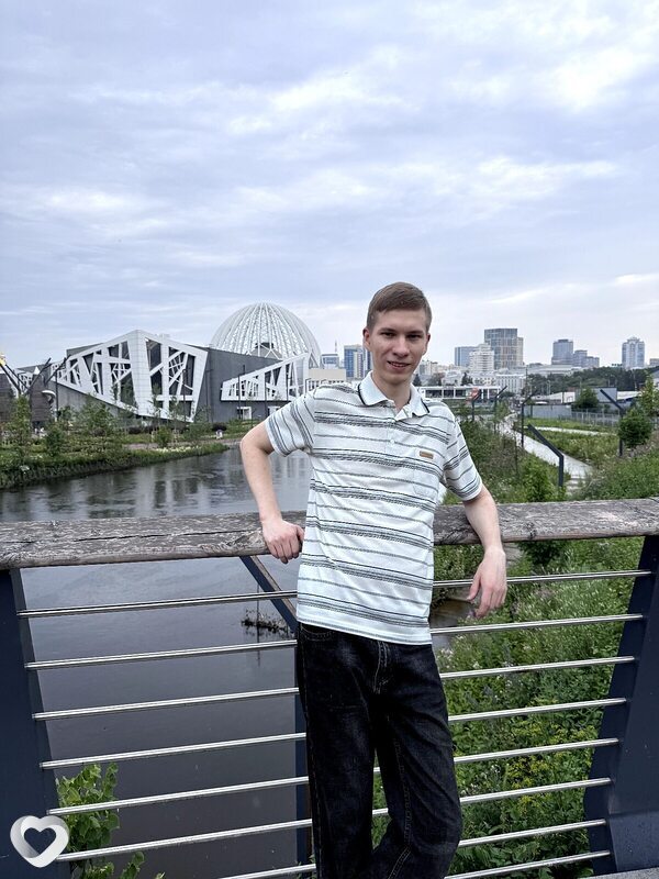 Арсений, 21, Екатеринбурге — анкета №4599635