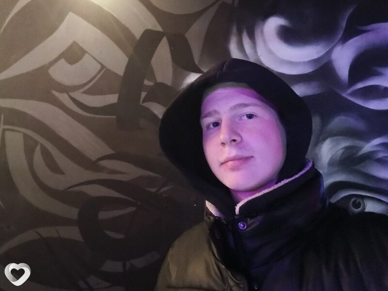 Максим, 18, Иркутске — анкета №4599770