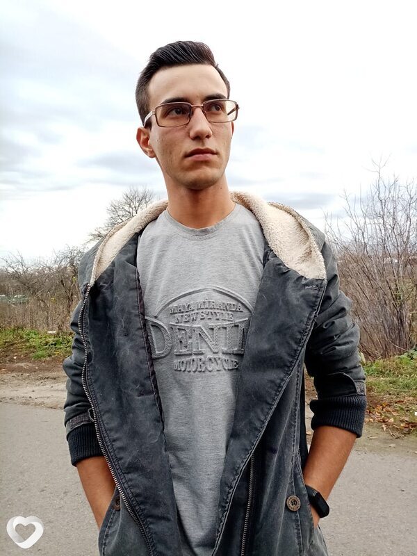 Михаил, 28, Курске — анкета №4601796