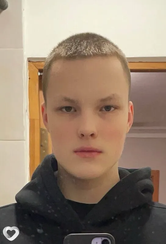 Саня, 18, Москве — анкета №4603619