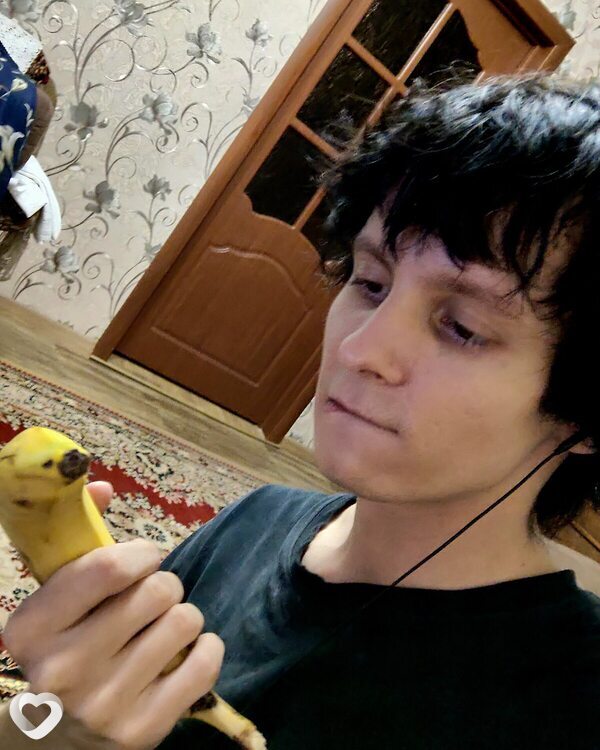 Кирилл, 22, Солигорске — анкета №4603793