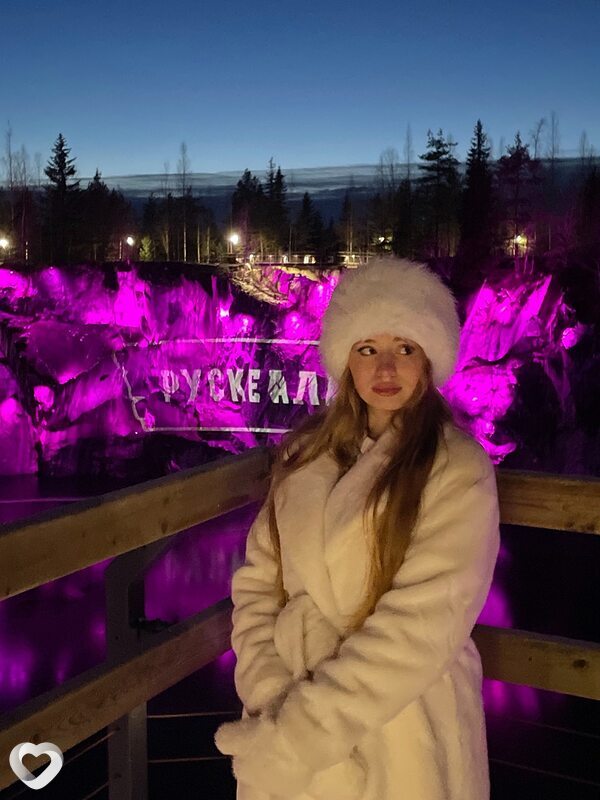 Нелли, 20, Санкт-Петербурге — анкета №4604715