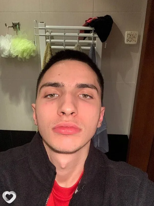 Александр, 22, Москве — анкета №4605055