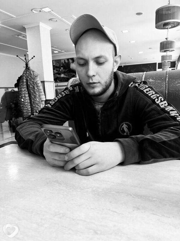 Иван, 25, Саратове — анкета №4605194