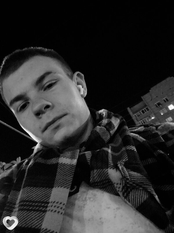 Дмитрий, 18, Рубцовске — анкета №4605356