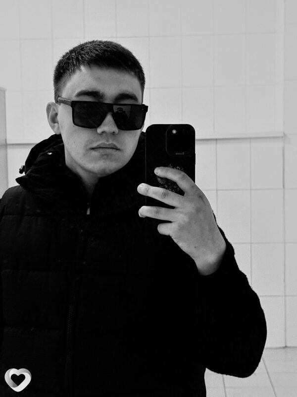 Андрей, 22, Донецке — анкета №4605418