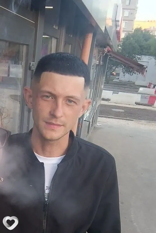 Олег, 27, Москве — анкета №4606829