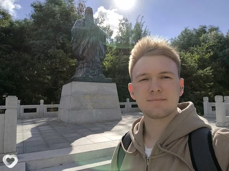 Глеб, 21, Москве — анкета №4608055