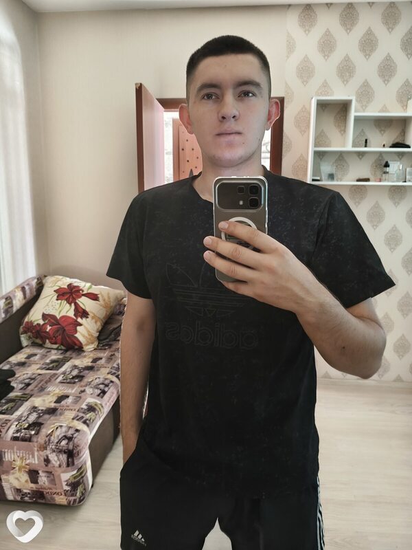 Алексей, 21, Новосибирске — анкета №4609233