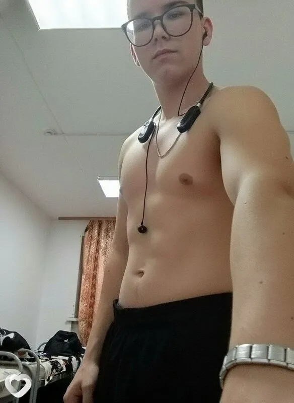 Егор, 18, Барнауле — анкета №4609593