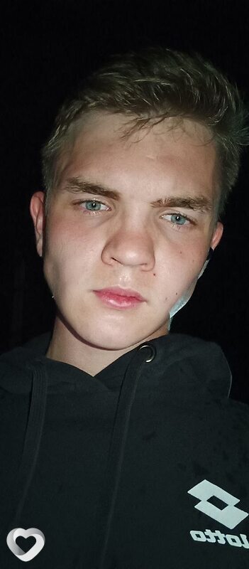 Никита, 21, Симферополе — анкета №4610005