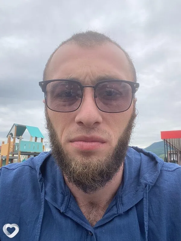 Эдик, 27, Москве — анкета №4611147