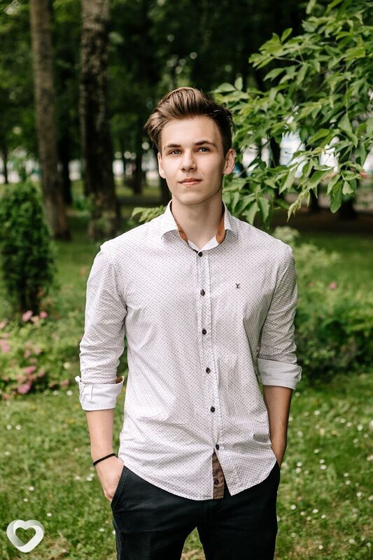 Юра, 23, Москве — анкета №4611785