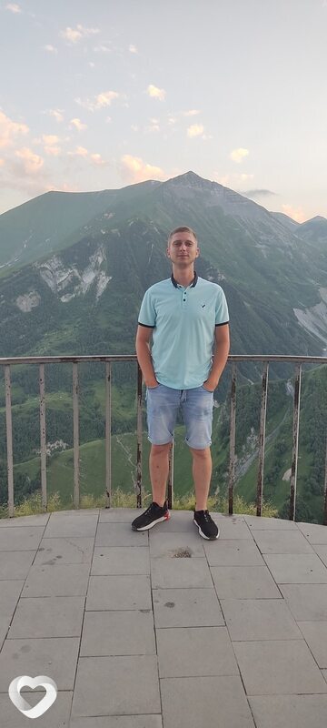 Иван, 28, Донецке — анкета №4612549