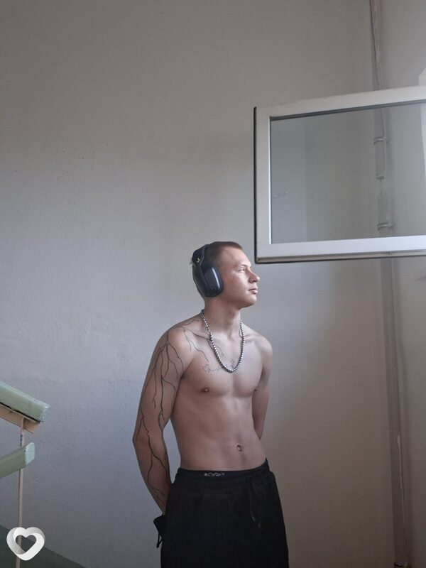 Павел, 19, Тюмени — анкета №4613051