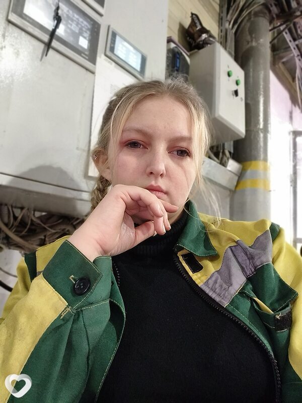 Ди, 22, Горловке — анкета №4615185