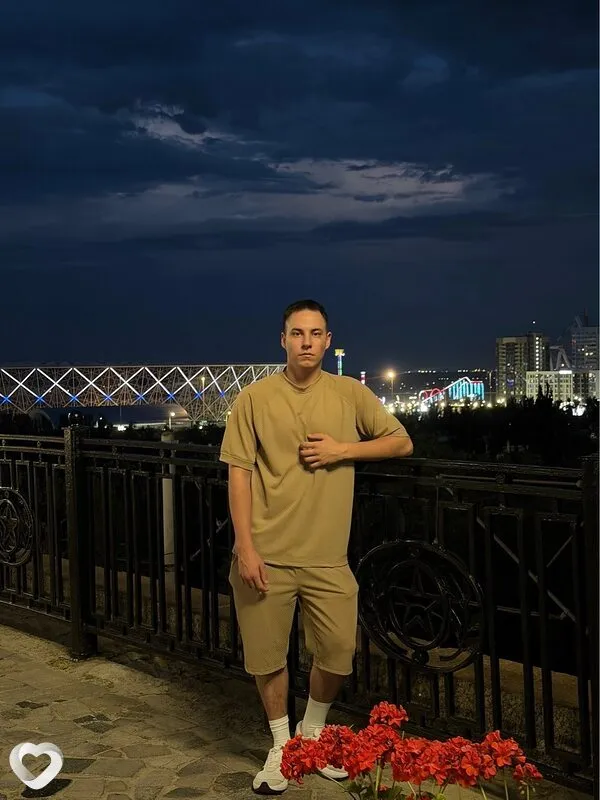 Геннадий, 21, Москве — анкета №4615416