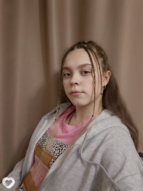 Ульяна, 18, Дзержинске — анкета №4616966