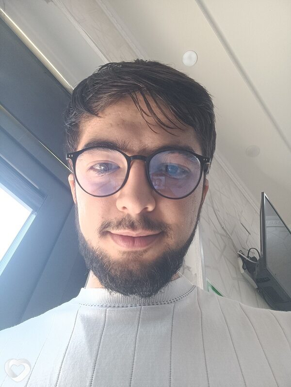 Бехруз, 20, Минске — анкета №4617775