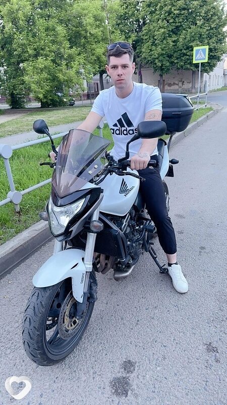 Данил, 23, Ярославле — анкета №4617778