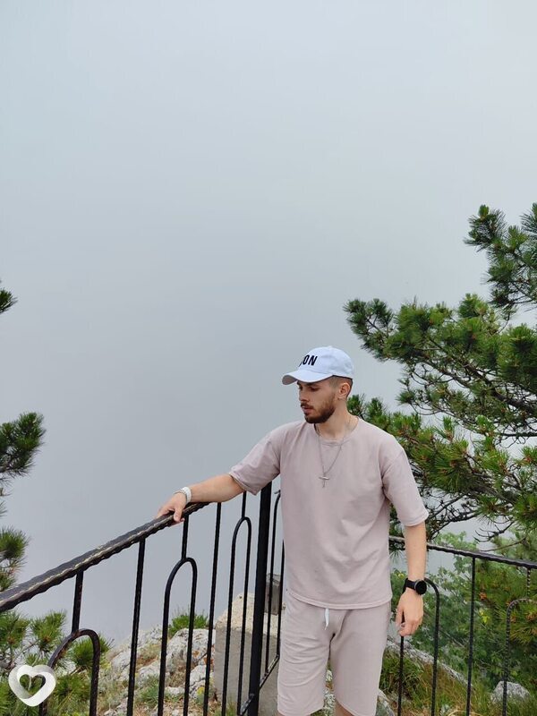 Михаил, 29, Саратове — анкета №4617761