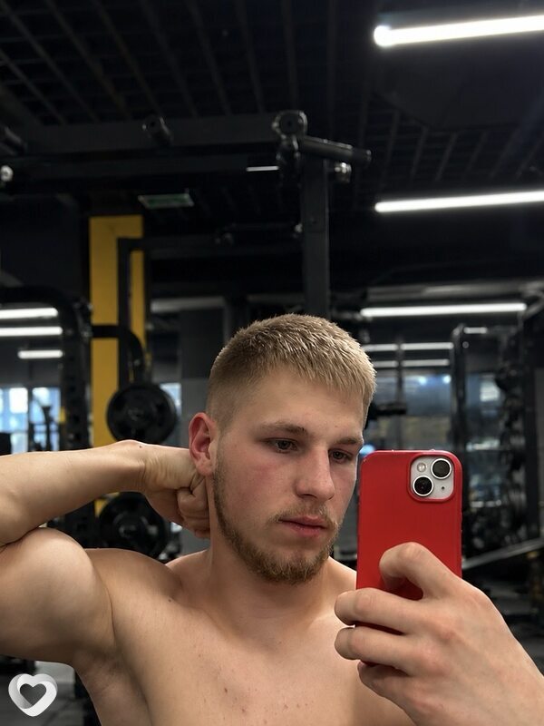 Миша, 20, Санкт-Петербурге — анкета №4618416