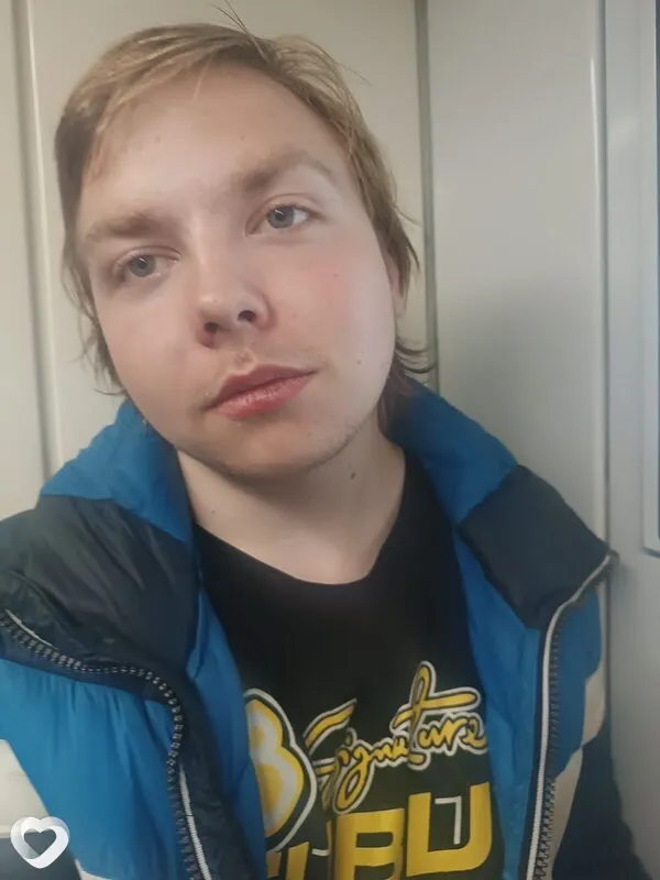 Алексей, 18, Москве — анкета №4618733