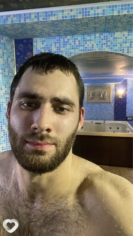 Макс, Мегион