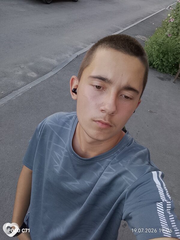 Федя, 18, Кургане — анкета №4619829