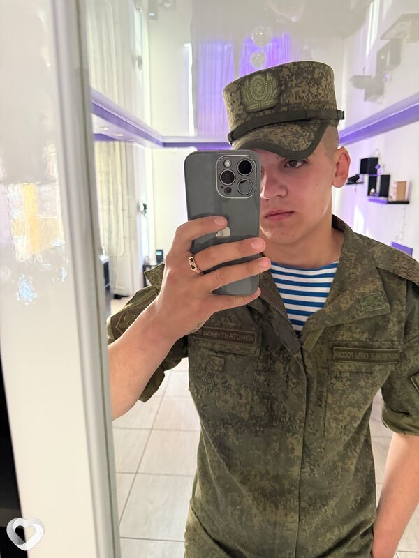 Иван, 19, Пскове — анкета №4621518