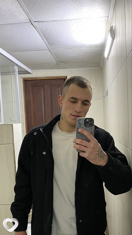 Артём, 22, Волгограде — анкета №4621582