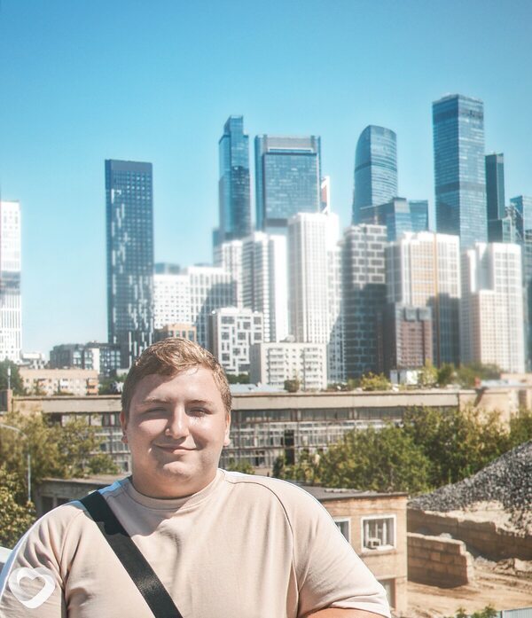 Александр, 19, Донецке — анкета №4622406