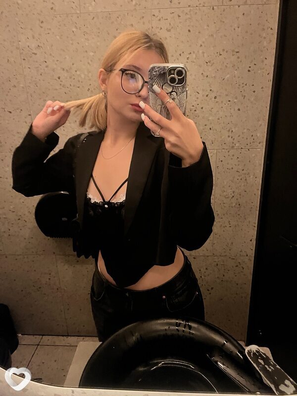 Катя, 20, Красноярске — анкета №4623430