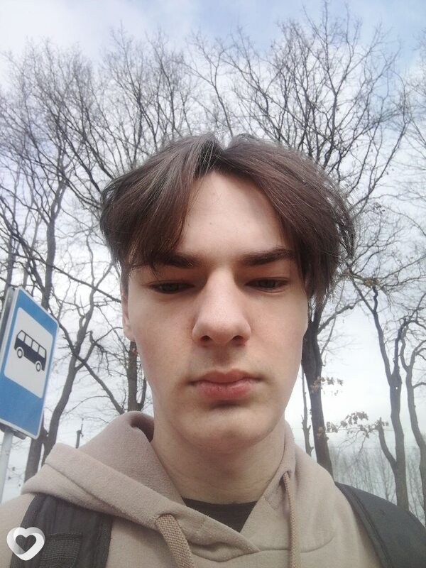 Артём, 18, Минске — анкета №4624597