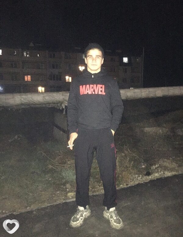 Владислав, 21, Саратове — анкета №4625156