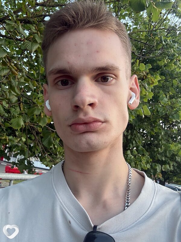 Артём, Минск