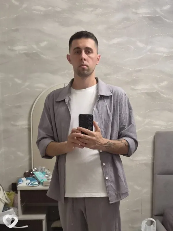 Илья, 27, Барнауле — анкета №4628481