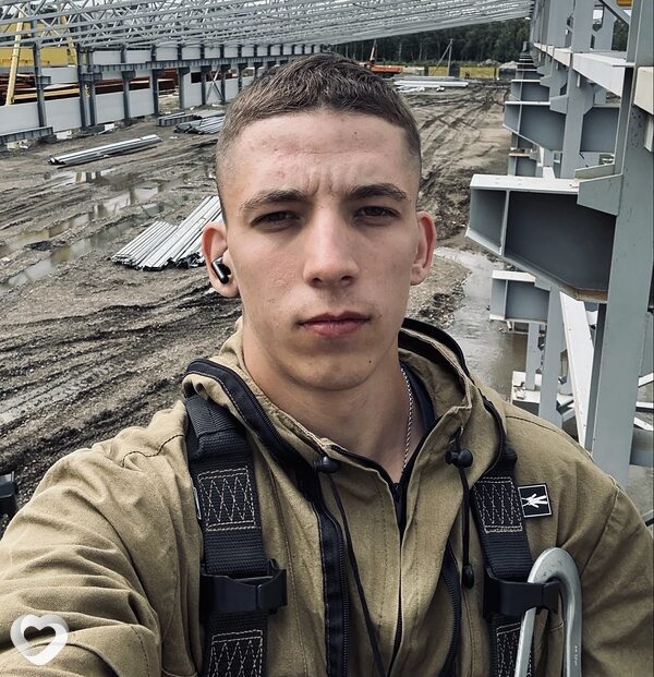 Владимир, 21, Иркутске — анкета №4629298